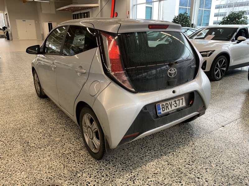 Toyota AYGO vaihtoauto