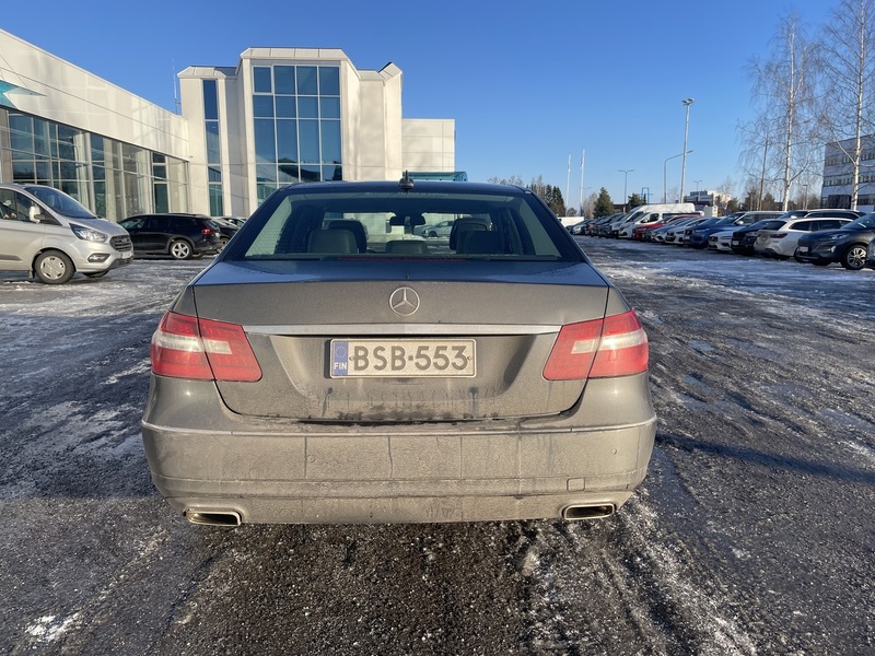 Mercedes-Benz E vaihtoauto