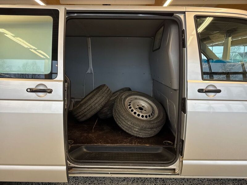 Volkswagen Transporter vaihtoauto