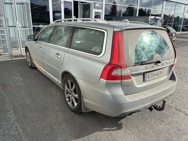Volvo V70 vaihtoauto