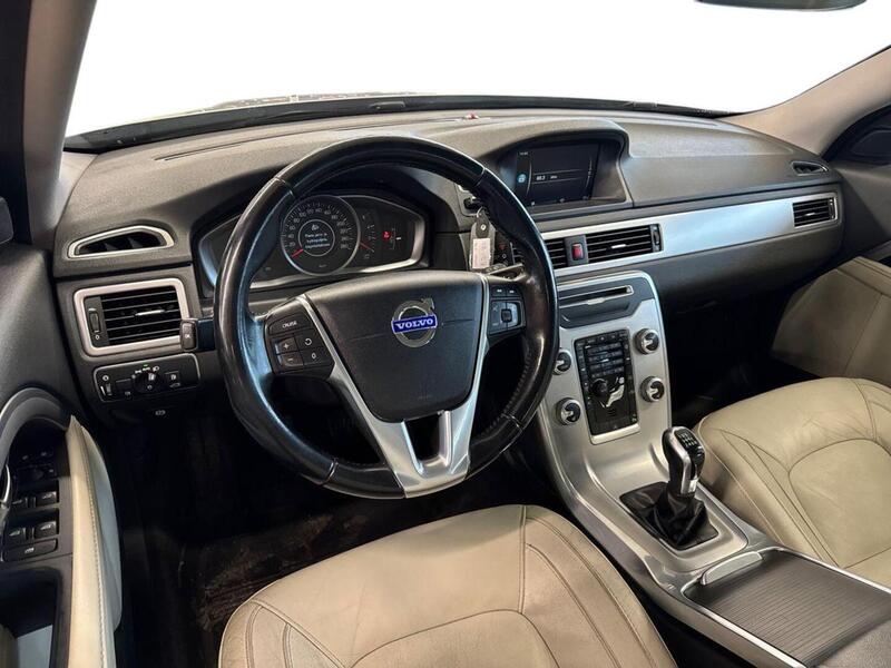 Volvo V70 vaihtoauto