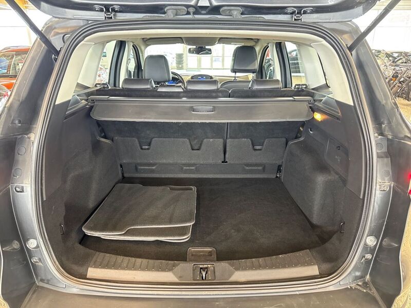 Ford Kuga vaihtoauto