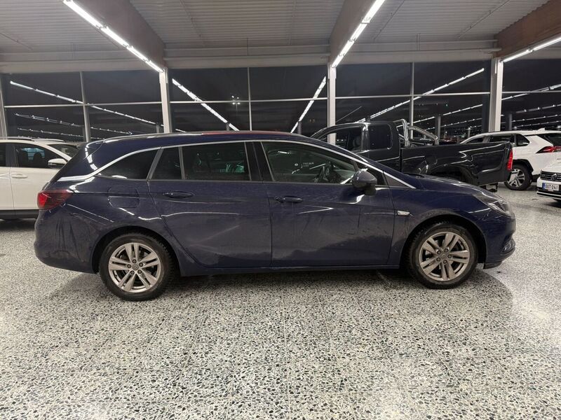 Opel Astra vaihtoauto