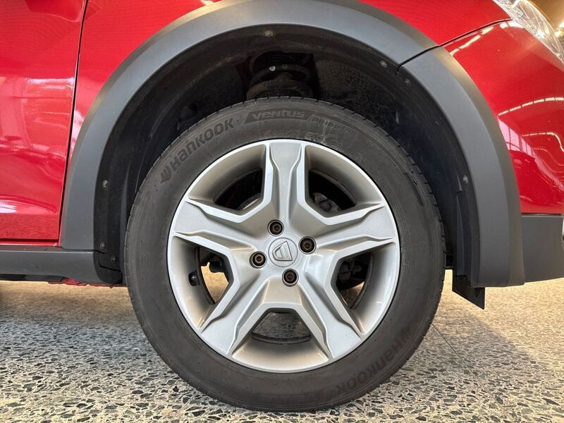 Dacia Sandero vaihtoauto