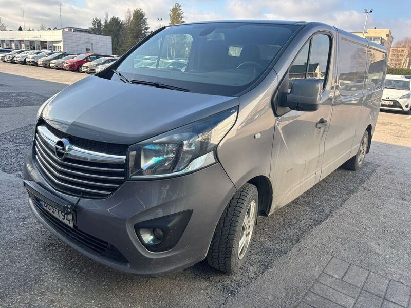 Opel Vivaro vaihtoauto
