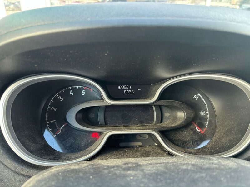 Opel Vivaro vaihtoauto