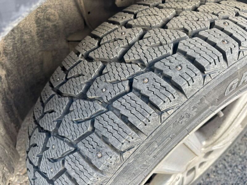 Opel Vivaro vaihtoauto