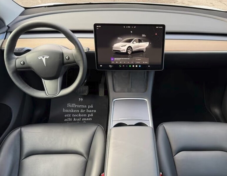 Tesla Model Y vaihtoauto