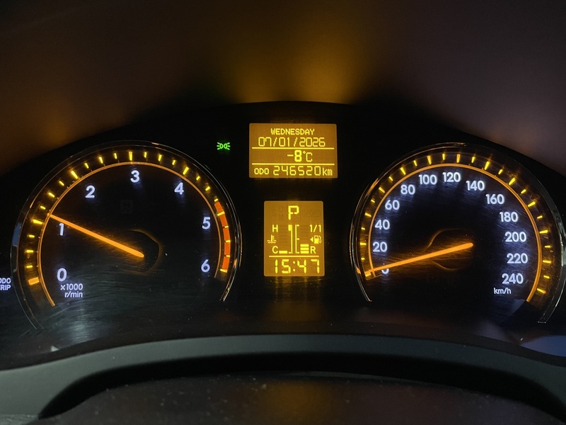 Toyota Avensis vaihtoauto