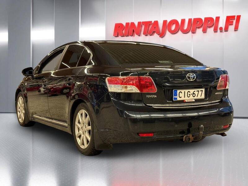 Toyota Avensis vaihtoauto