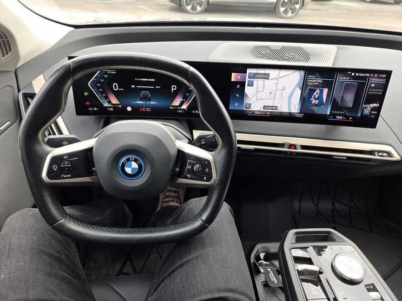 BMW iX vaihtoauto