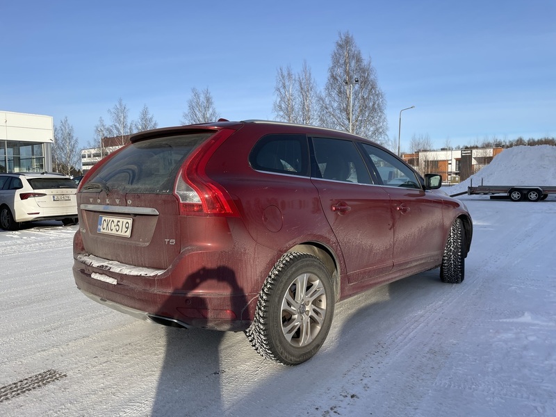 Volvo XC60 vaihtoauto