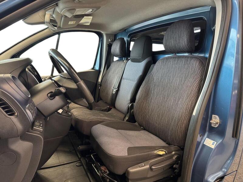 Opel Vivaro vaihtoauto