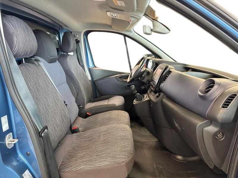 Opel Vivaro vaihtoauto