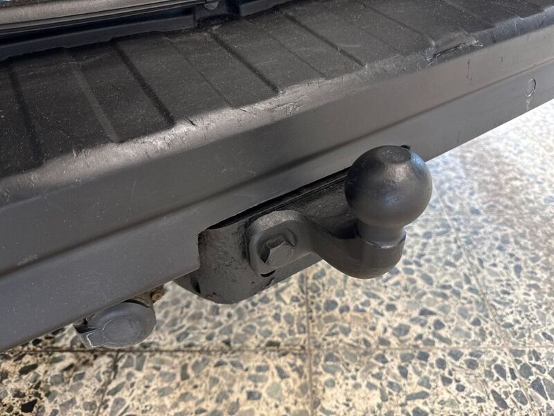 Opel Vivaro vaihtoauto