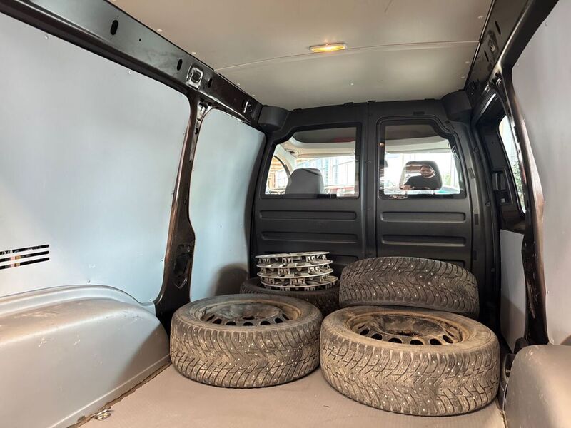 Volkswagen Caddy Maxi vaihtoauto