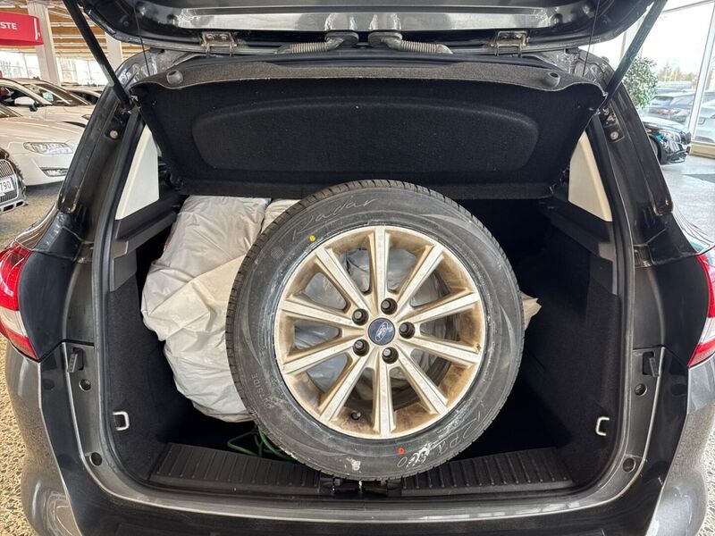 Ford C-MAX vaihtoauto