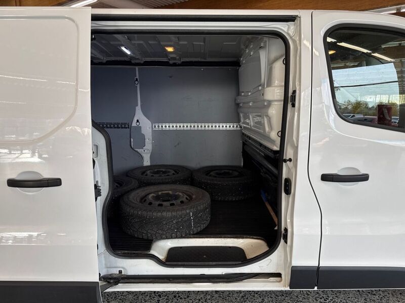 Renault Trafic vaihtoauto