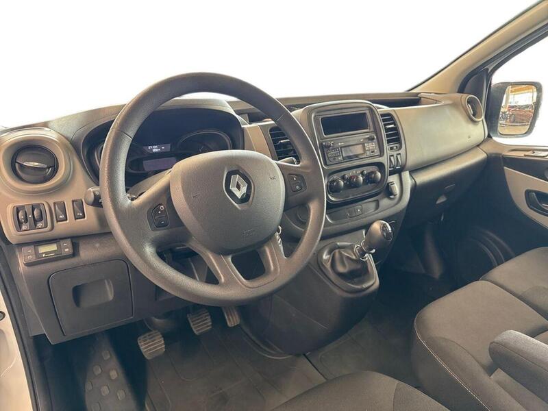 Renault Trafic vaihtoauto