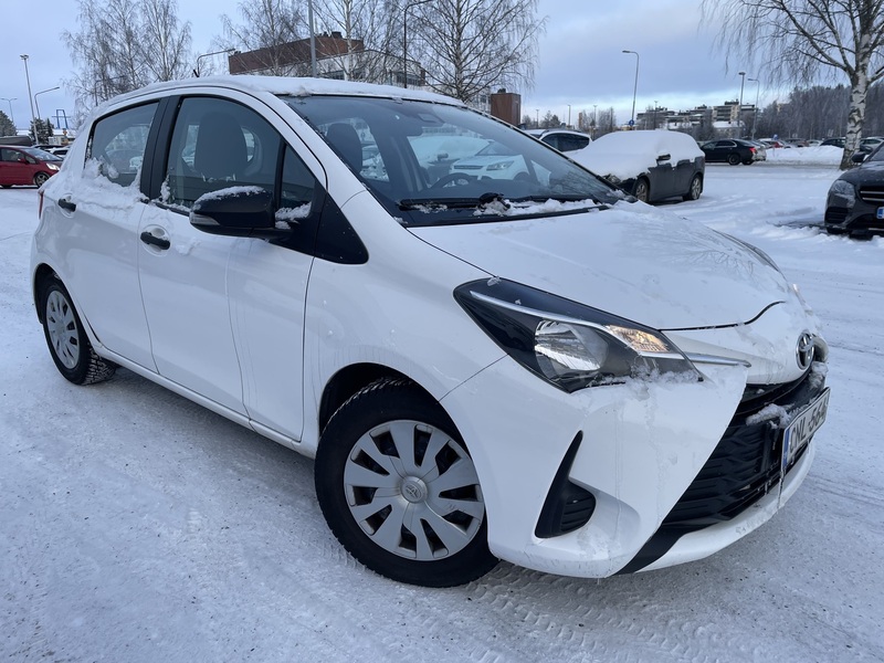 Toyota Yaris vaihtoauto