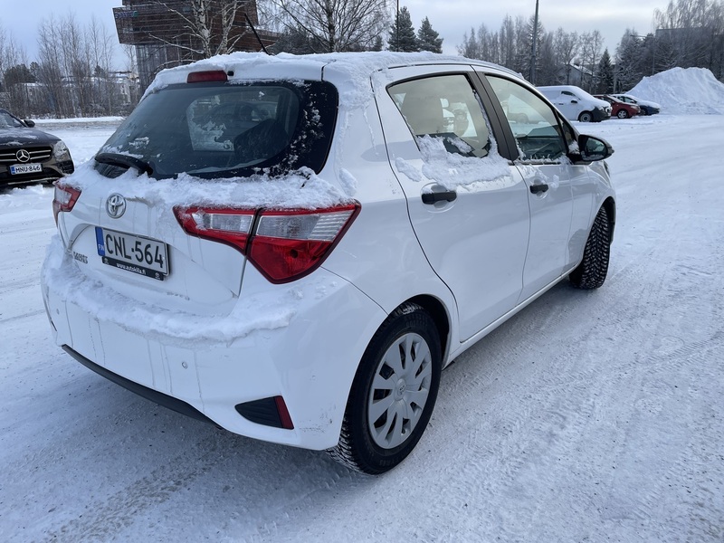 Toyota Yaris vaihtoauto