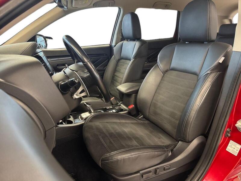 Mitsubishi Outlander PHEV vaihtoauto