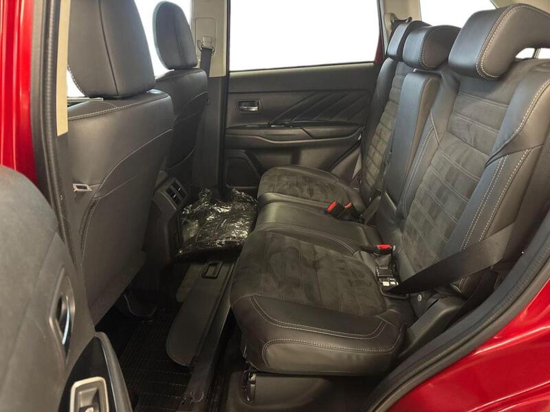 Mitsubishi Outlander PHEV vaihtoauto