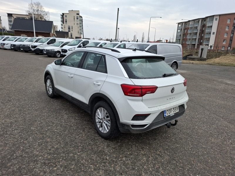 Volkswagen T-Roc vaihtoauto