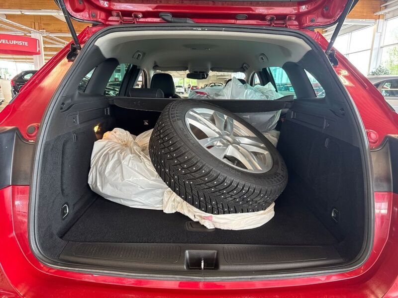 Opel Astra vaihtoauto
