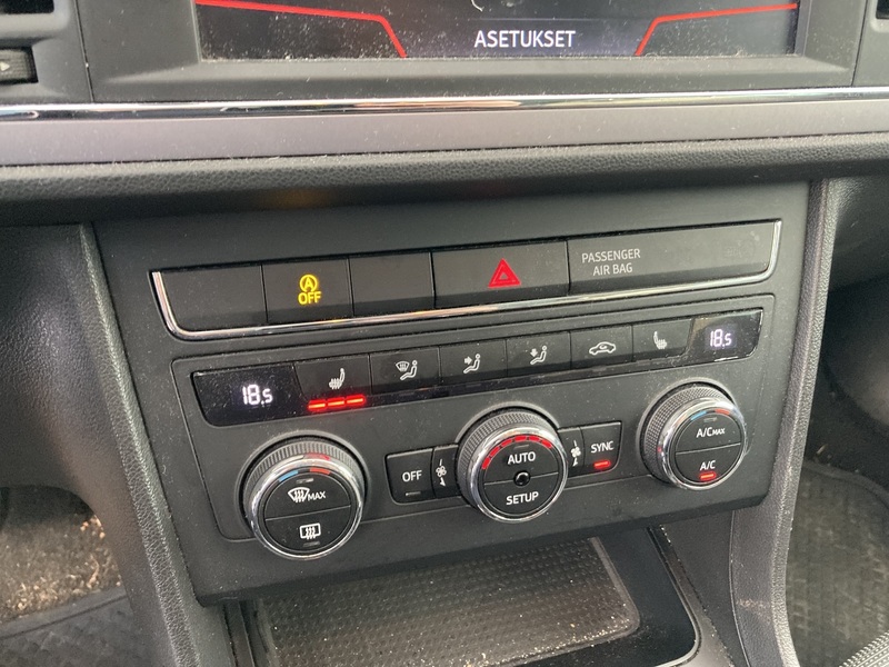 SEAT Leon ST vaihtoauto