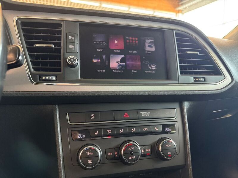 SEAT Leon ST vaihtoauto