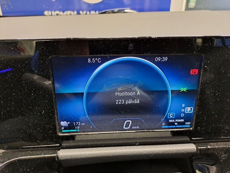 Mercedes-Benz EQA vaihtoauto