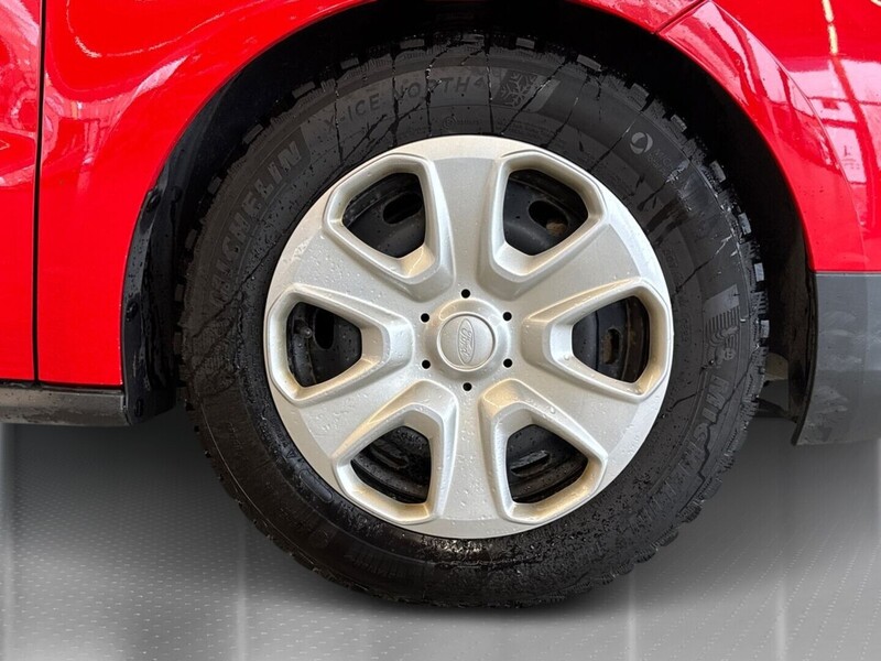 Ford Transit Courier vaihtoauto