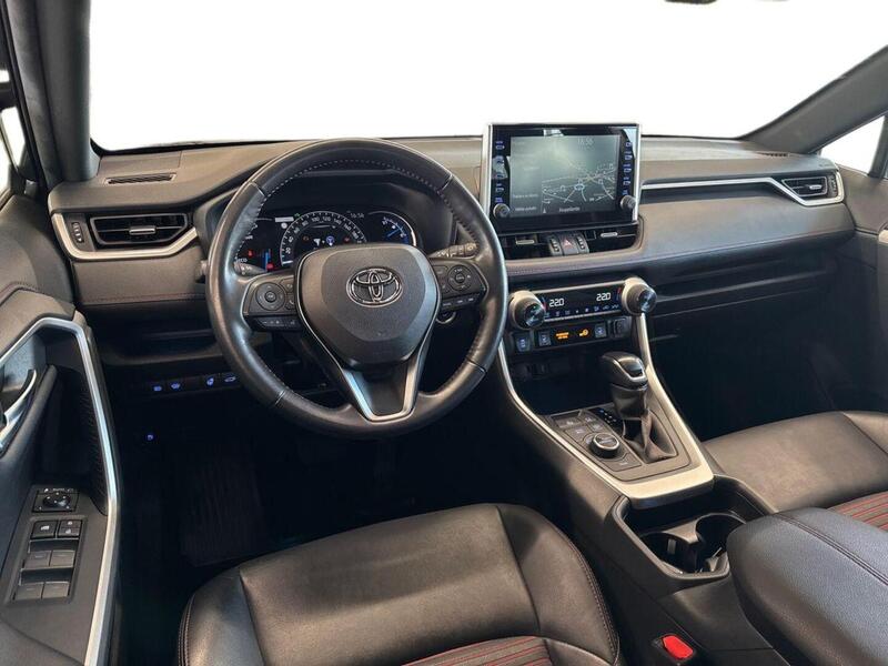 Toyota RAV4 vaihtoauto