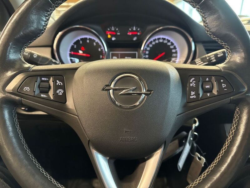 Opel Astra vaihtoauto