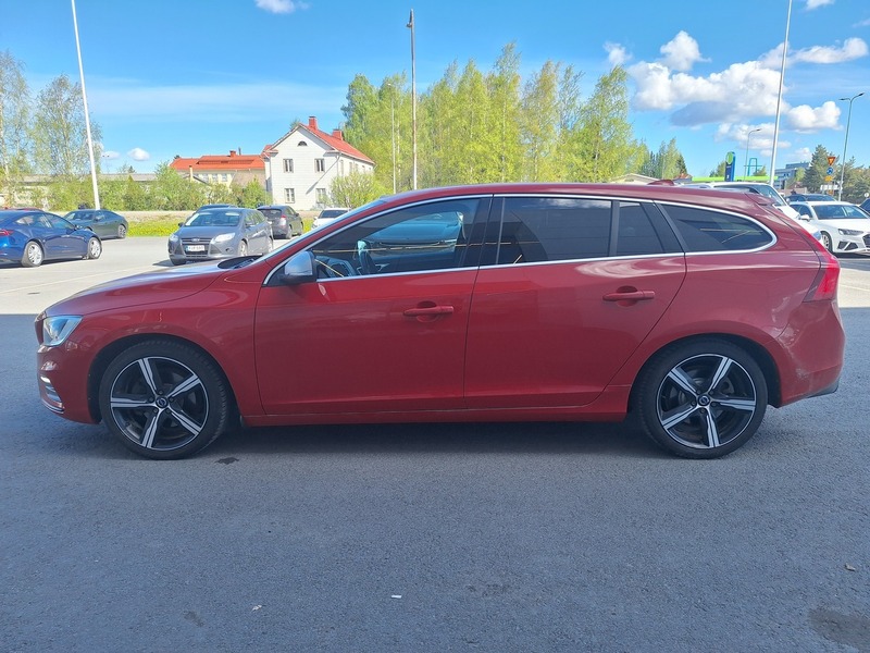 Volvo V60 vaihtoauto