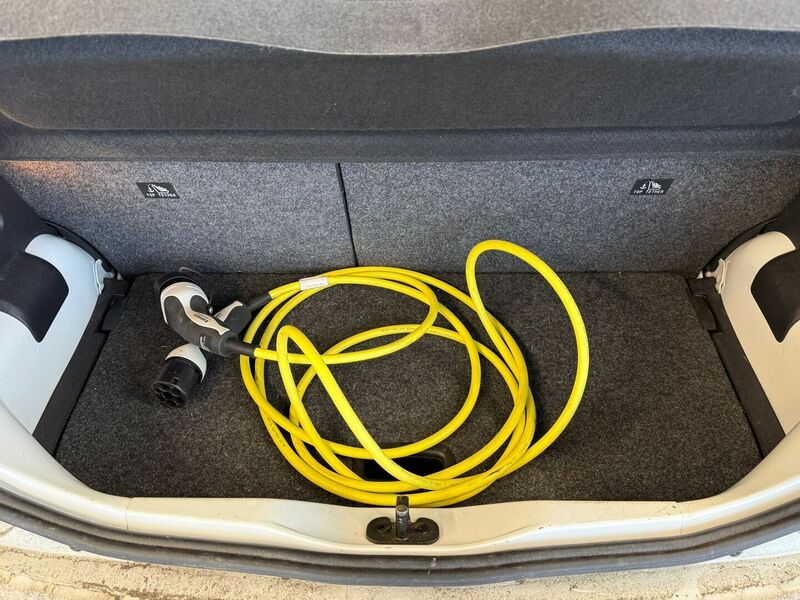 Volkswagen up! vaihtoauto