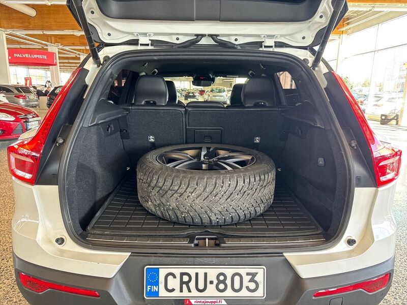 Volvo XC40 vaihtoauto