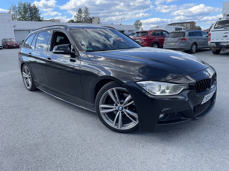 BMW 330 vaihtoauto