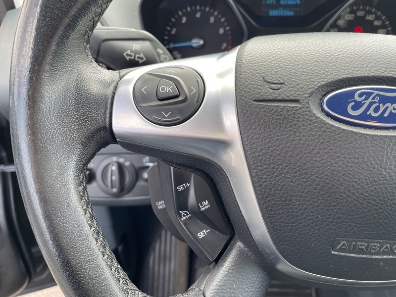 Ford C-MAX vaihtoauto