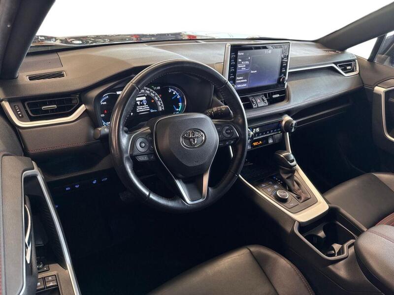 Toyota RAV4 vaihtoauto