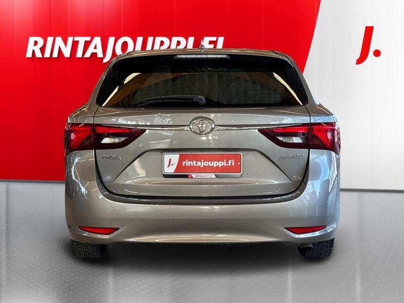 Toyota Avensis vaihtoauto