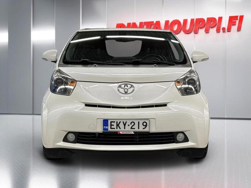 Toyota iQ vaihtoauto