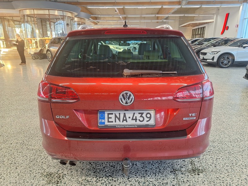Volkswagen Golf vaihtoauto