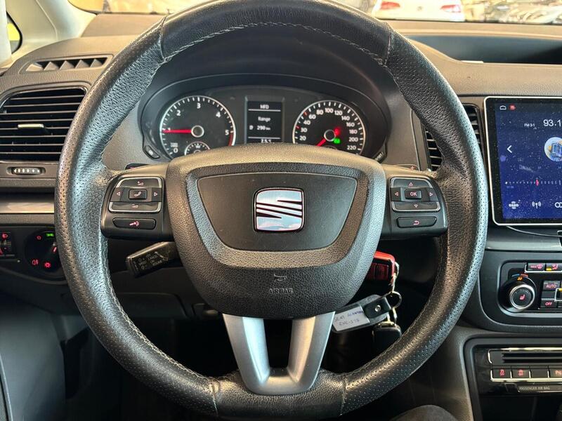 SEAT Alhambra vaihtoauto