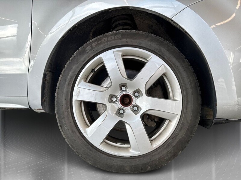 SEAT Alhambra vaihtoauto