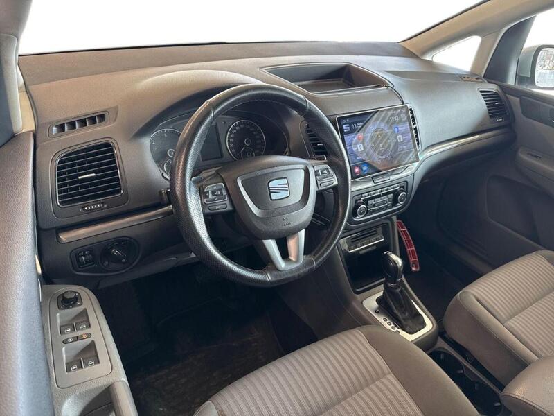 SEAT Alhambra vaihtoauto