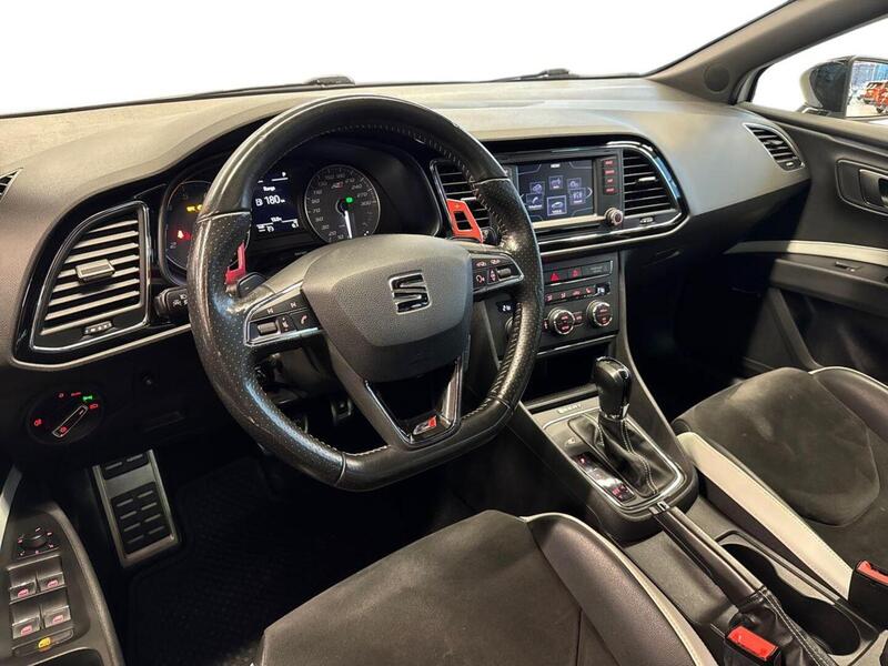 SEAT Leon ST vaihtoauto