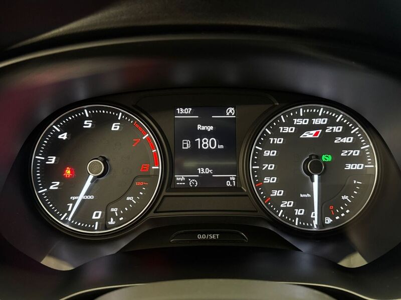 SEAT Leon ST vaihtoauto