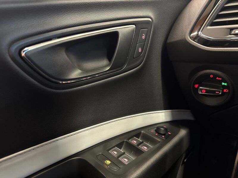 SEAT Leon ST vaihtoauto